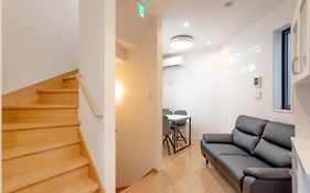 Shinjuku City House 新宿シティハウス